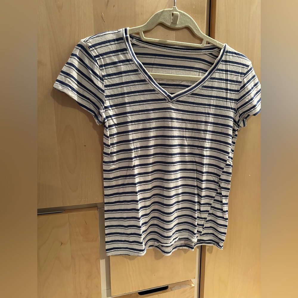 Women’s T-shirt (XS) - Picture 3 of 10